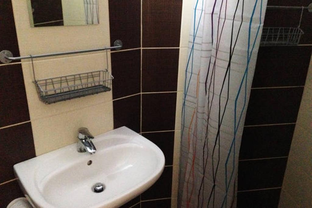 Yolo Hostel Budapeszt Pokój zdjęcie