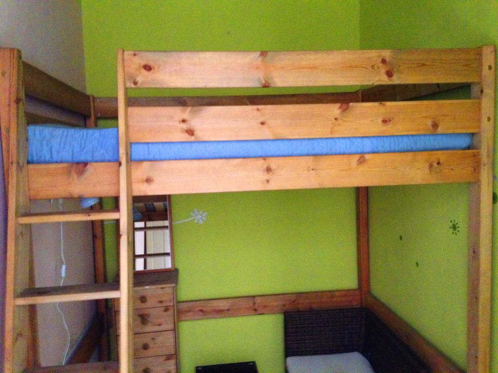 Yolo Hostel Budapeszt Pokój zdjęcie