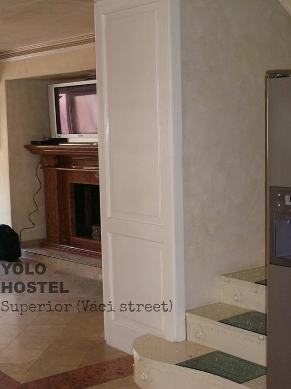 Yolo Hostel Budapeszt Zewnętrze zdjęcie