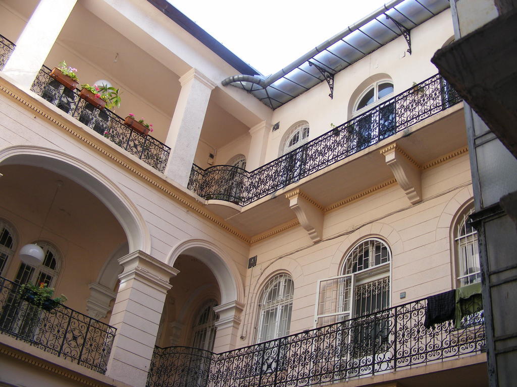 Yolo Hostel Budapeszt Zewnętrze zdjęcie
